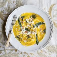 Cheese Ravioli in Saffron Sauce