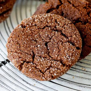 Ginger molasses cookie