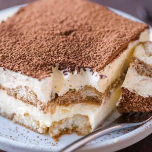 Tiramisu cake (non alcoholic and classic)